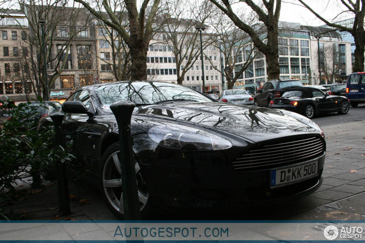 Aston Martin DB9