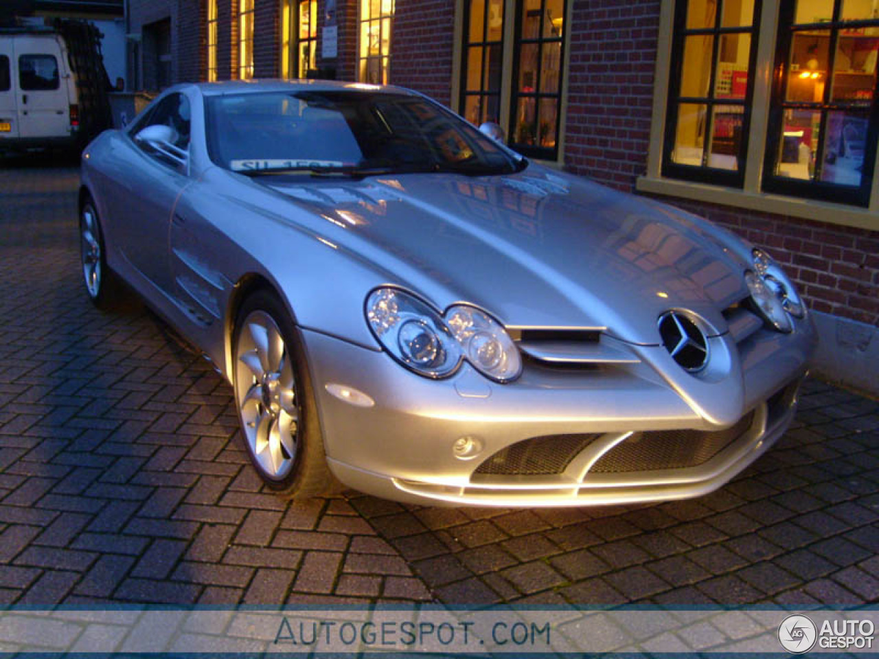 Mercedes-Benz SLR McLaren