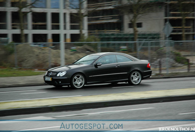 Mercedes-Benz CLK 55 AMG