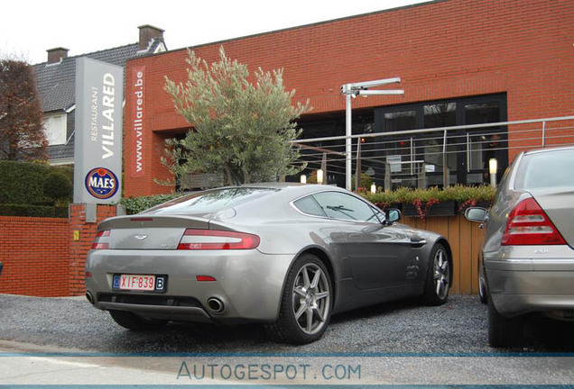 Aston Martin V8 Vantage