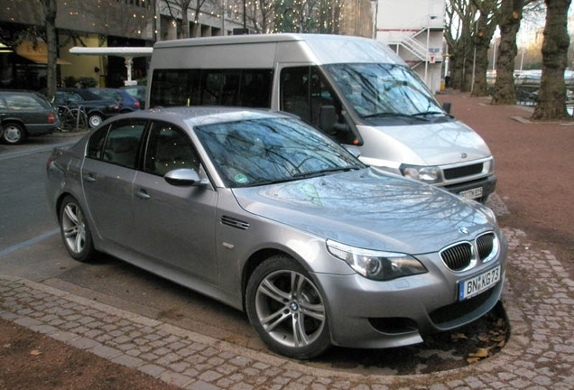 BMW M5 E60 2005