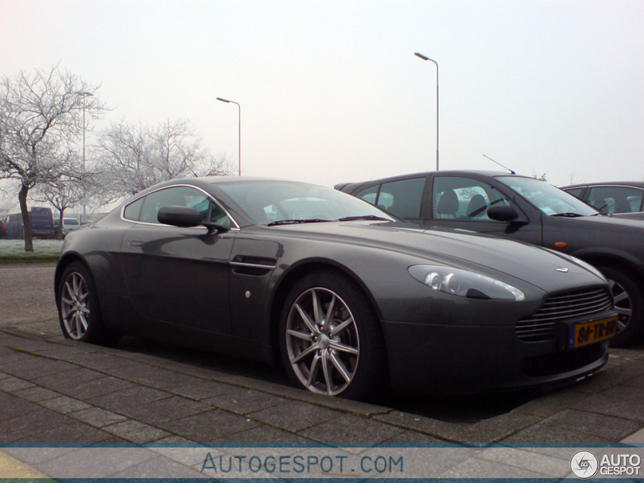 Aston Martin V8 Vantage