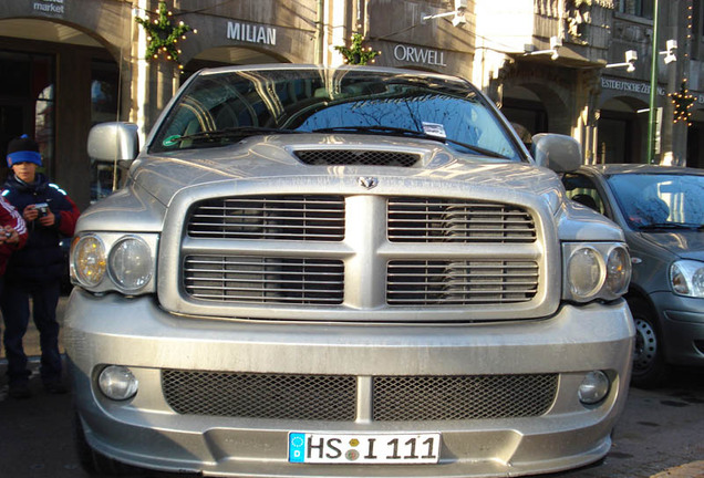 Dodge RAM SRT-10 Quad-Cab