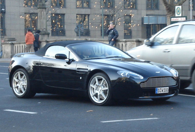 Aston Martin V8 Vantage Roadster