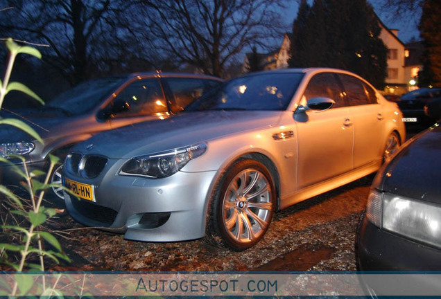 BMW M5 E60 2005