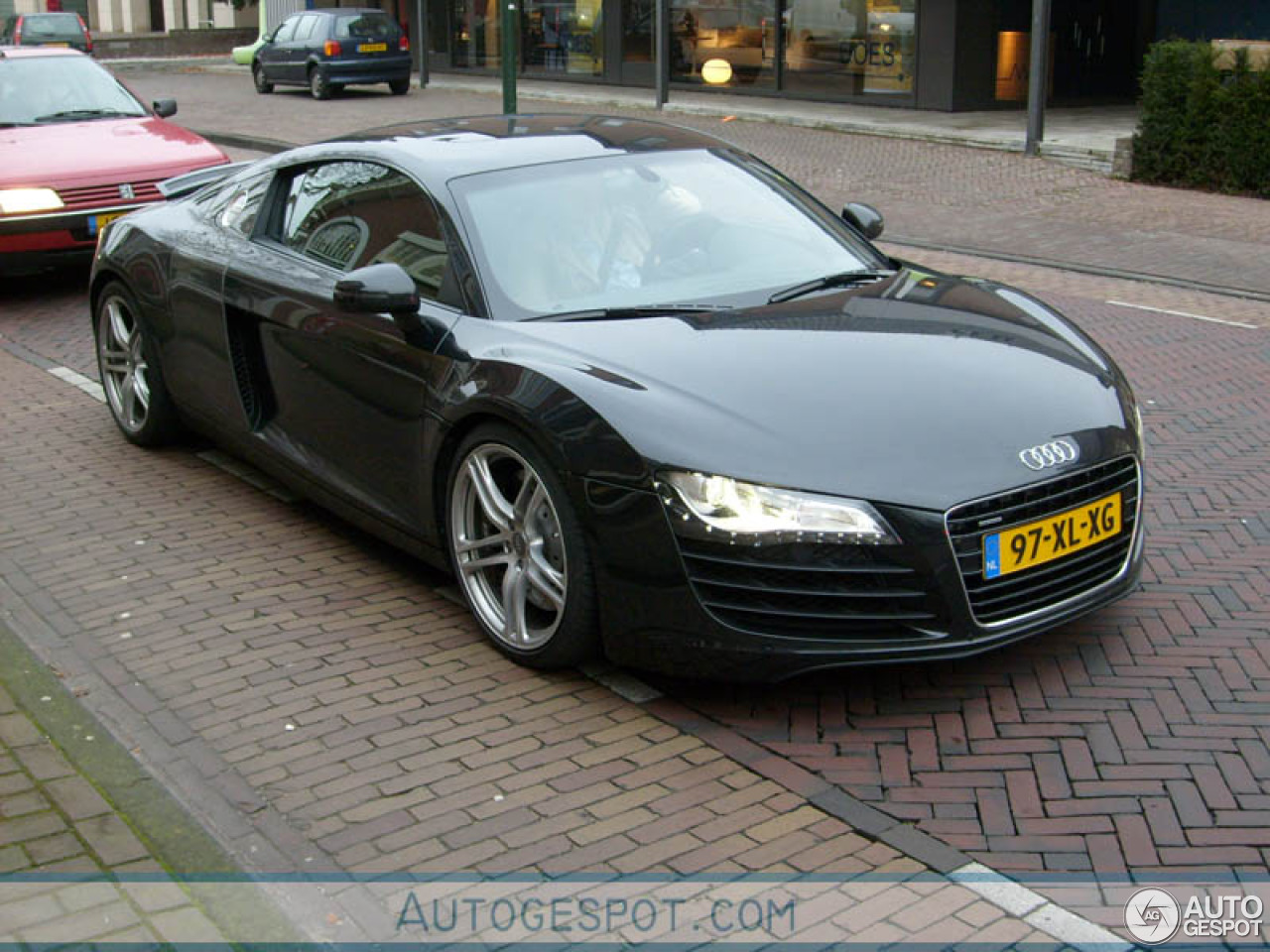 Audi R8