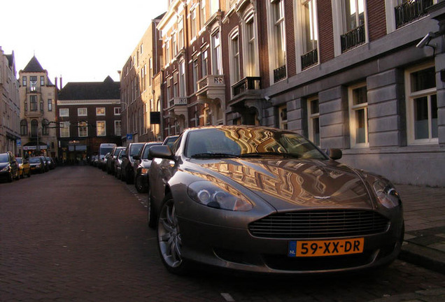 Aston Martin DB9