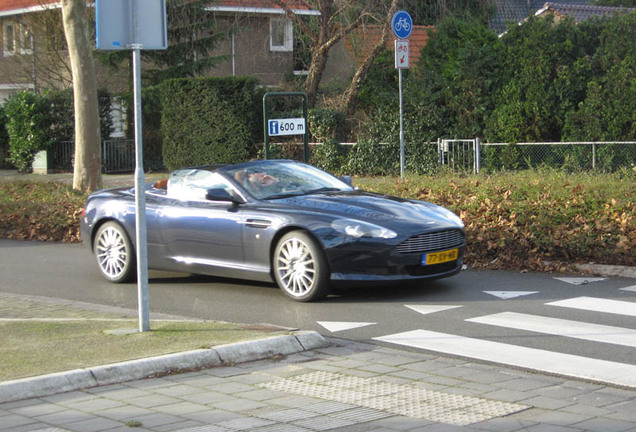 Aston Martin DB9 Volante