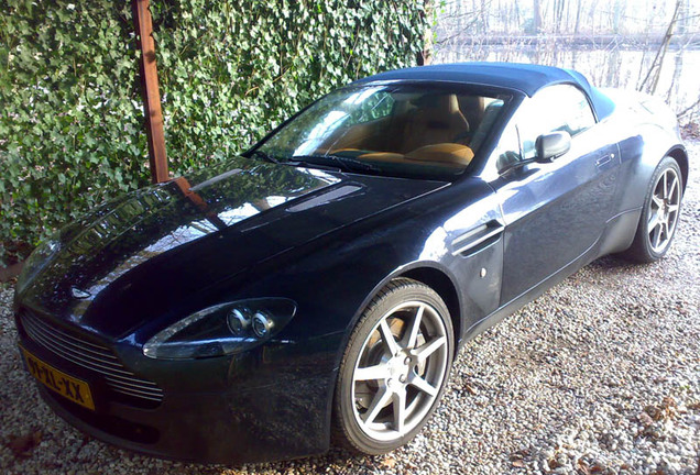 Aston Martin V8 Vantage Roadster