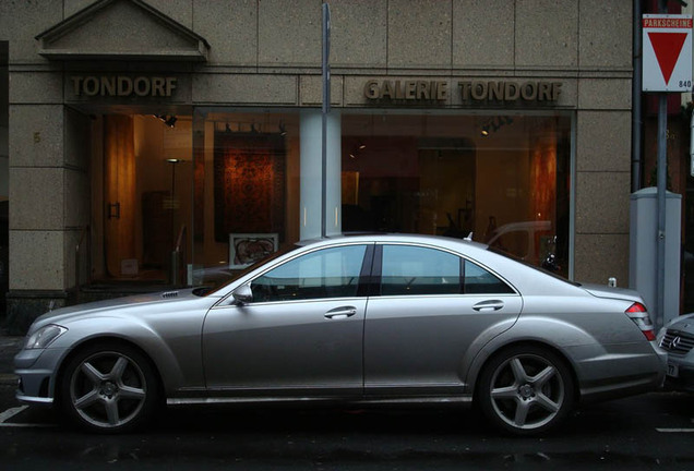 Mercedes-Benz S 63 AMG W221