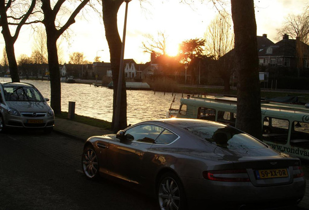 Aston Martin DB9