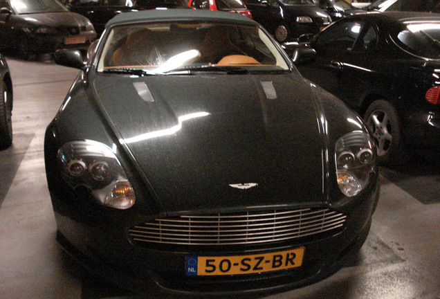 Aston Martin DB9 Volante