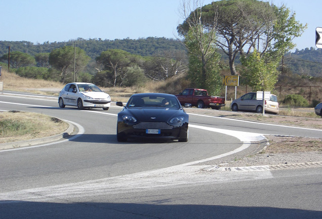 Aston Martin V8 Vantage