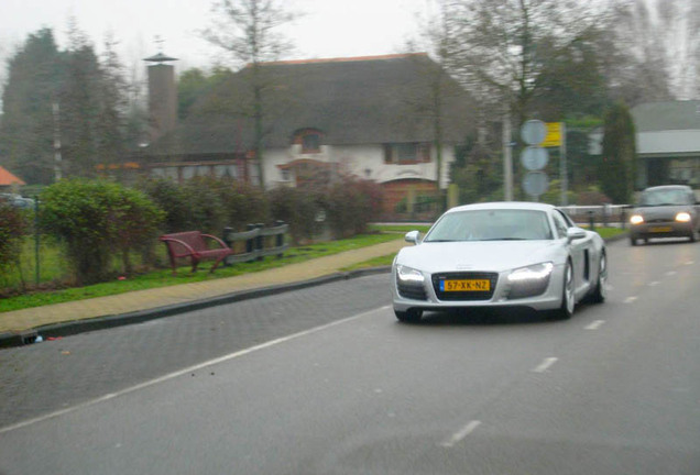 Audi R8