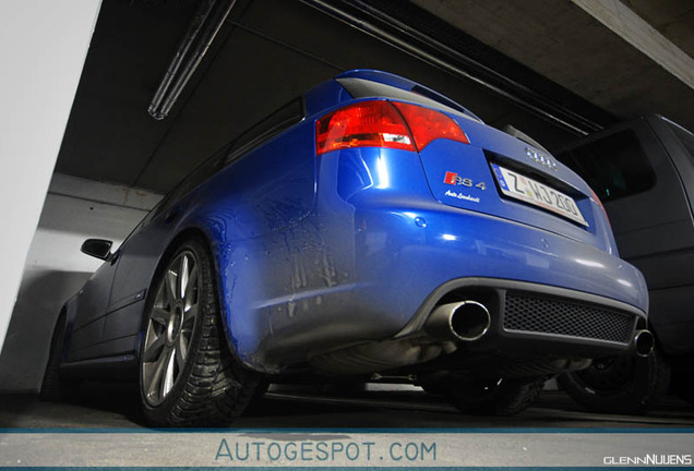 Audi RS4 Avant B7