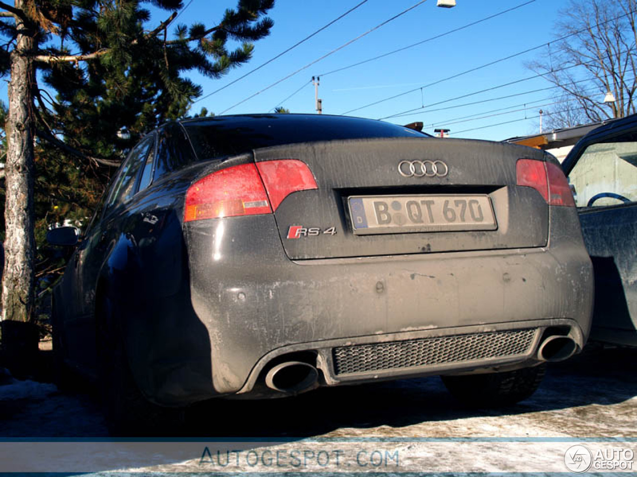 Audi RS4 Sedan