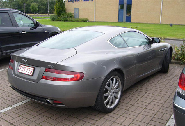 Aston Martin DB9