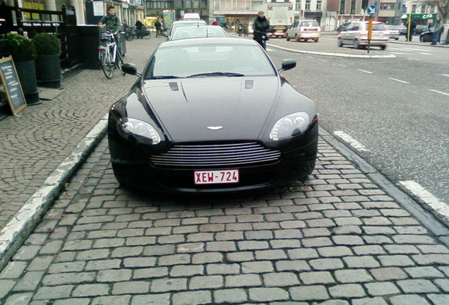 Aston Martin V8 Vantage