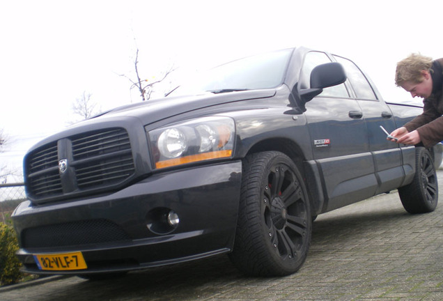 Dodge Ram SRT-10 Quad-Cab