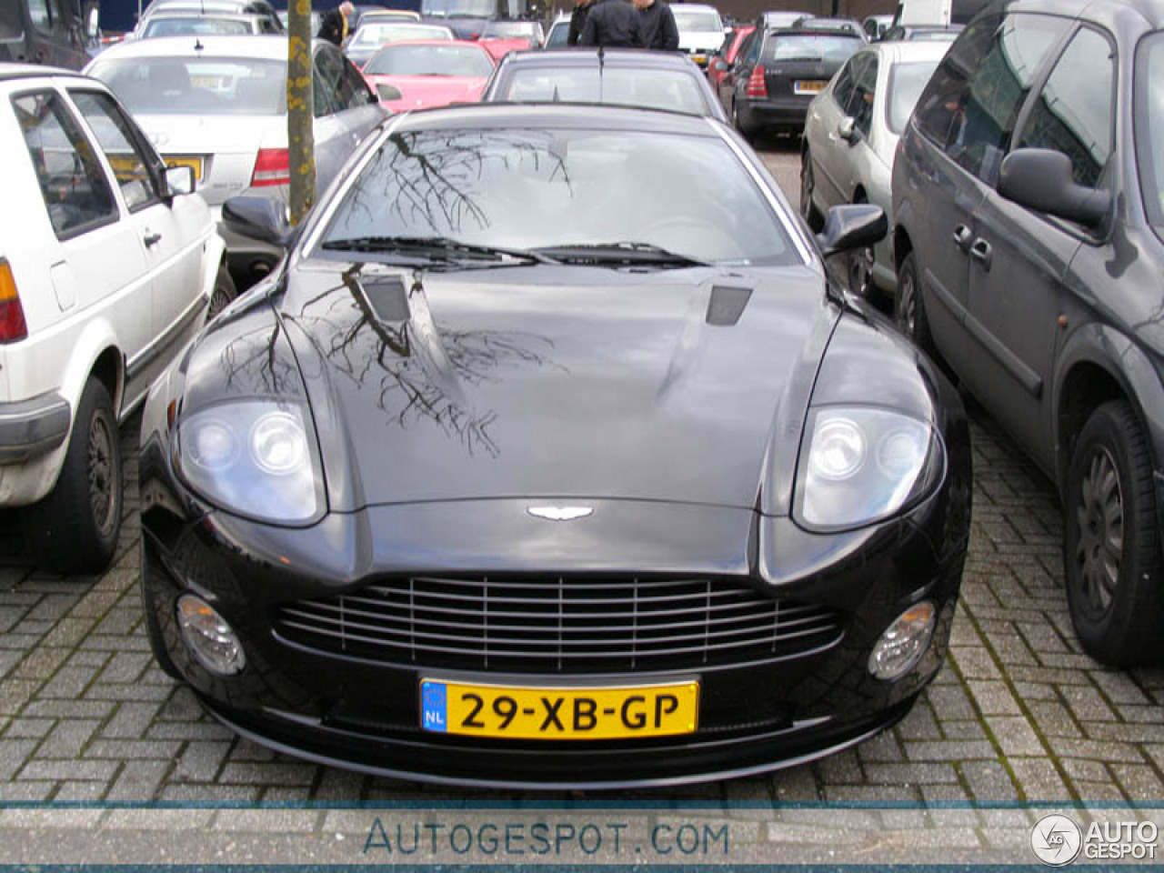 Aston Martin Vanquish S