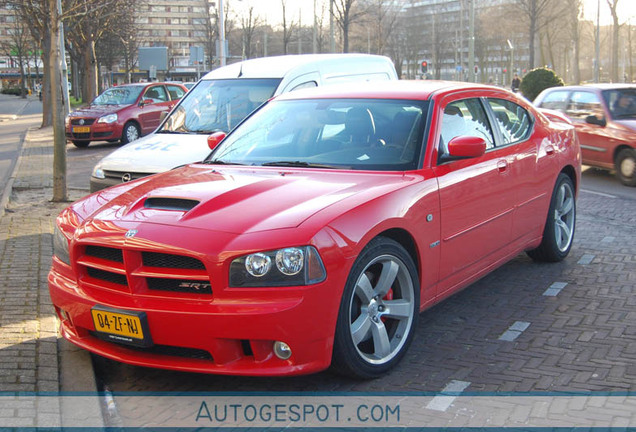 Dodge Charger SRT-8