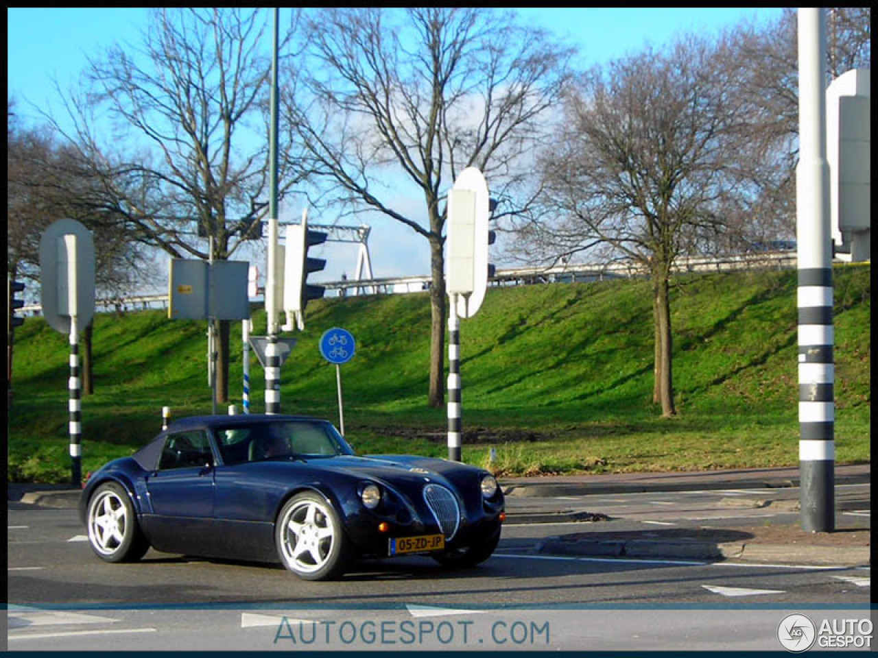 Wiesmann Roadster MF3