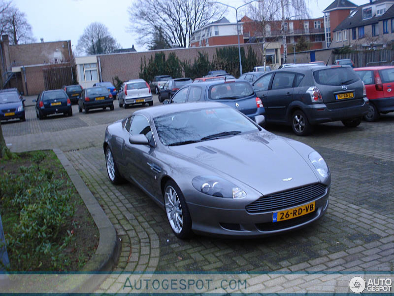 Aston Martin DB9