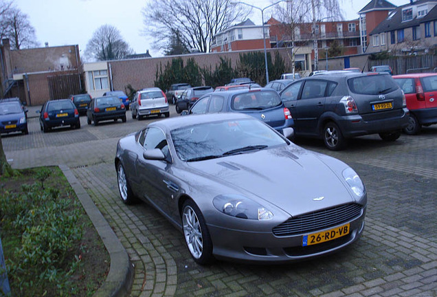 Aston Martin DB9