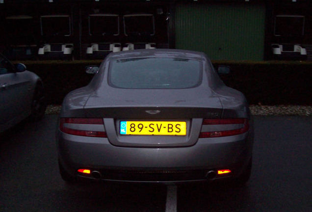 Aston Martin DB9