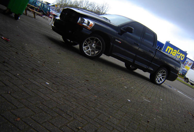 Dodge RAM SRT-10 Quad-Cab