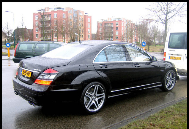 Mercedes-Benz S 63 AMG W221