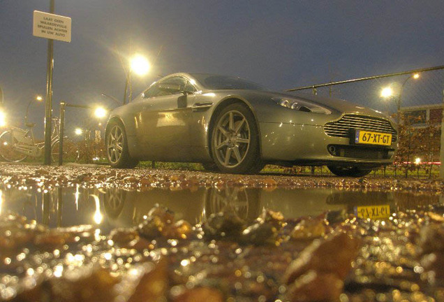 Aston Martin V8 Vantage