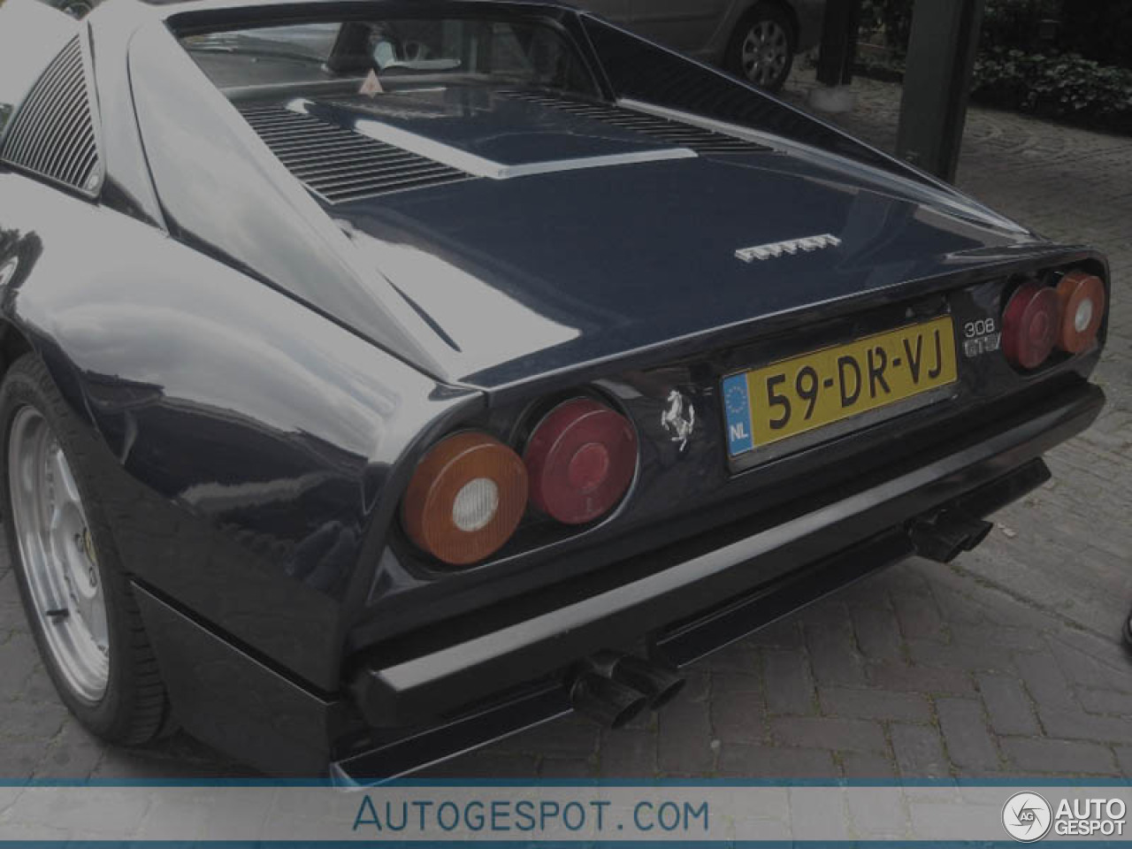 Ferrari 308 GTSi Zender