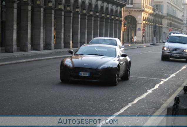 Aston Martin V8 Vantage