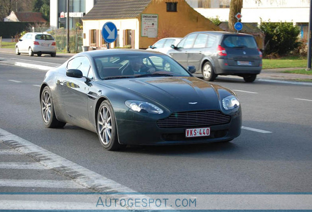 Aston Martin V8 Vantage