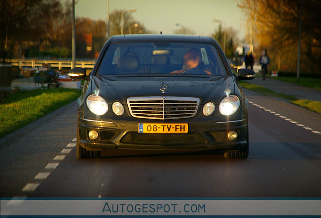 Mercedes-Benz E 63 AMG