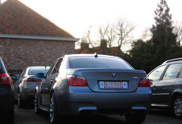 BMW M5 E60 2005