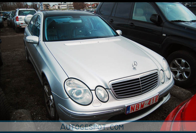 Mercedes-Benz E 55 AMG