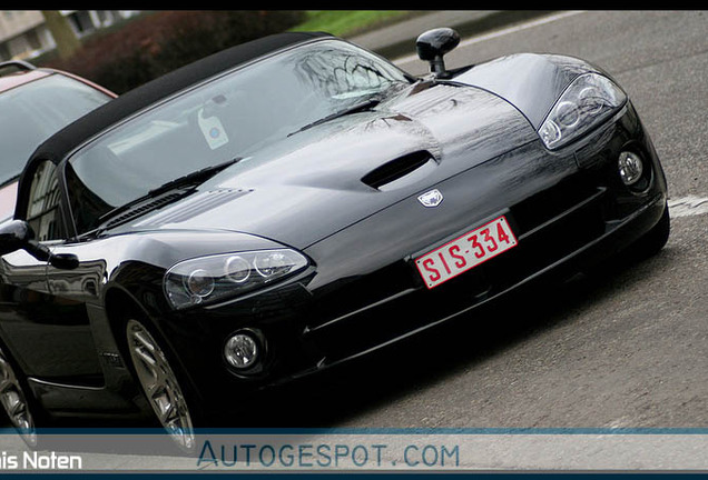 Dodge Viper SRT-10 Roadster 2003