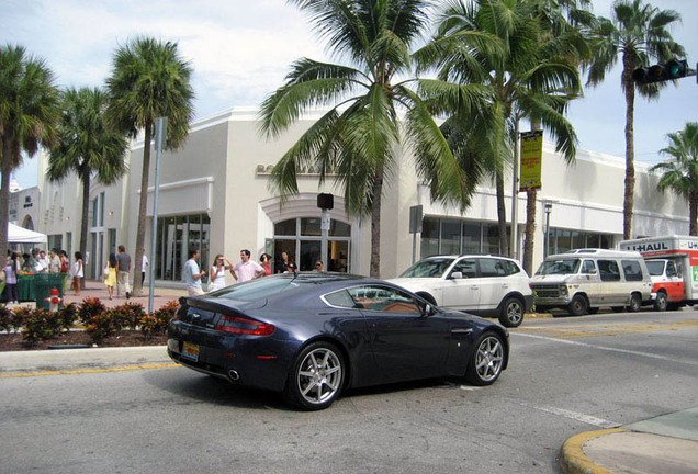 Aston Martin V8 Vantage