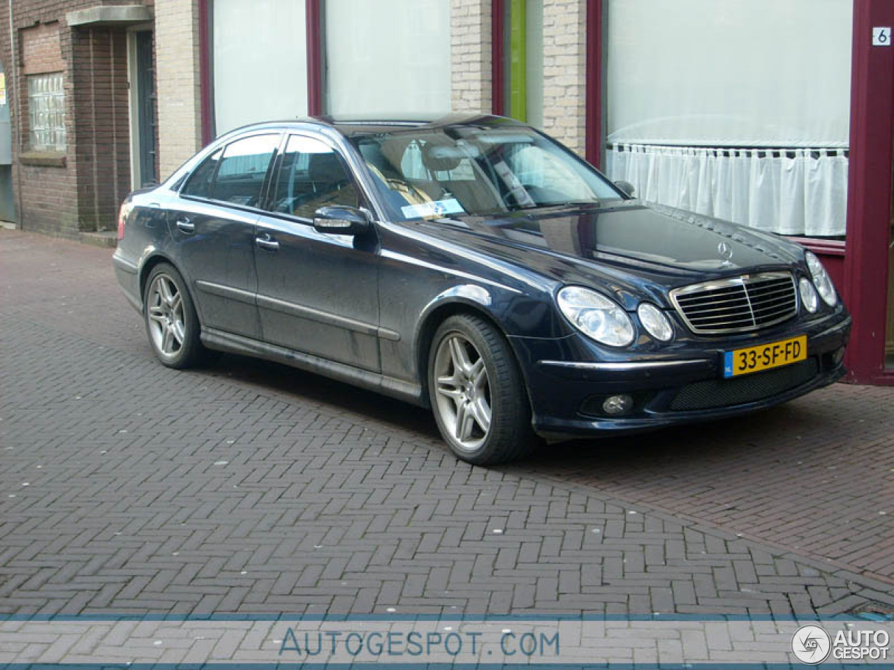 Mercedes-Benz E 55 AMG