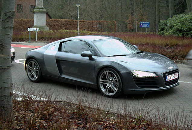 Audi R8