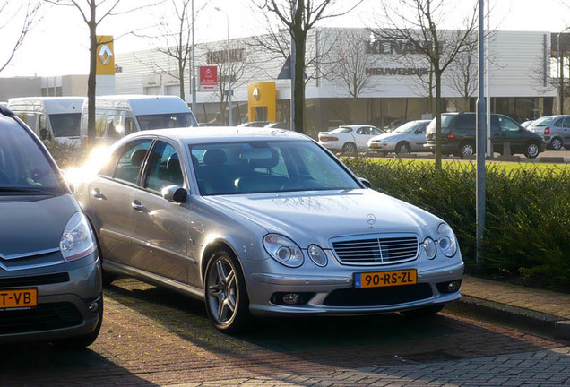 Mercedes-Benz E 55 AMG