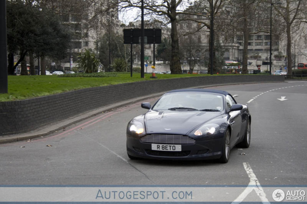 Aston Martin DB9 Volante