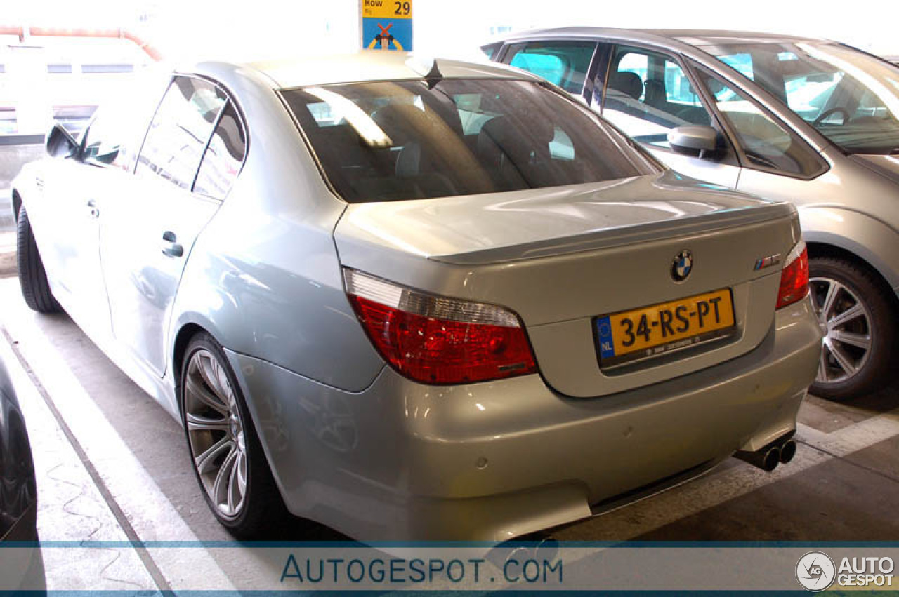 BMW M5 E60 2005