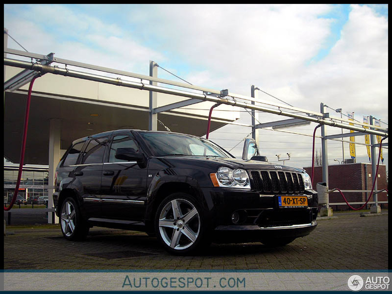 Jeep Grand Cherokee SRT-8 2005