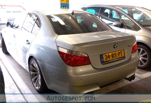 BMW M5 E60 2005