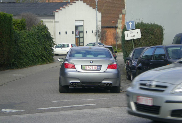 BMW M5 E60 2005