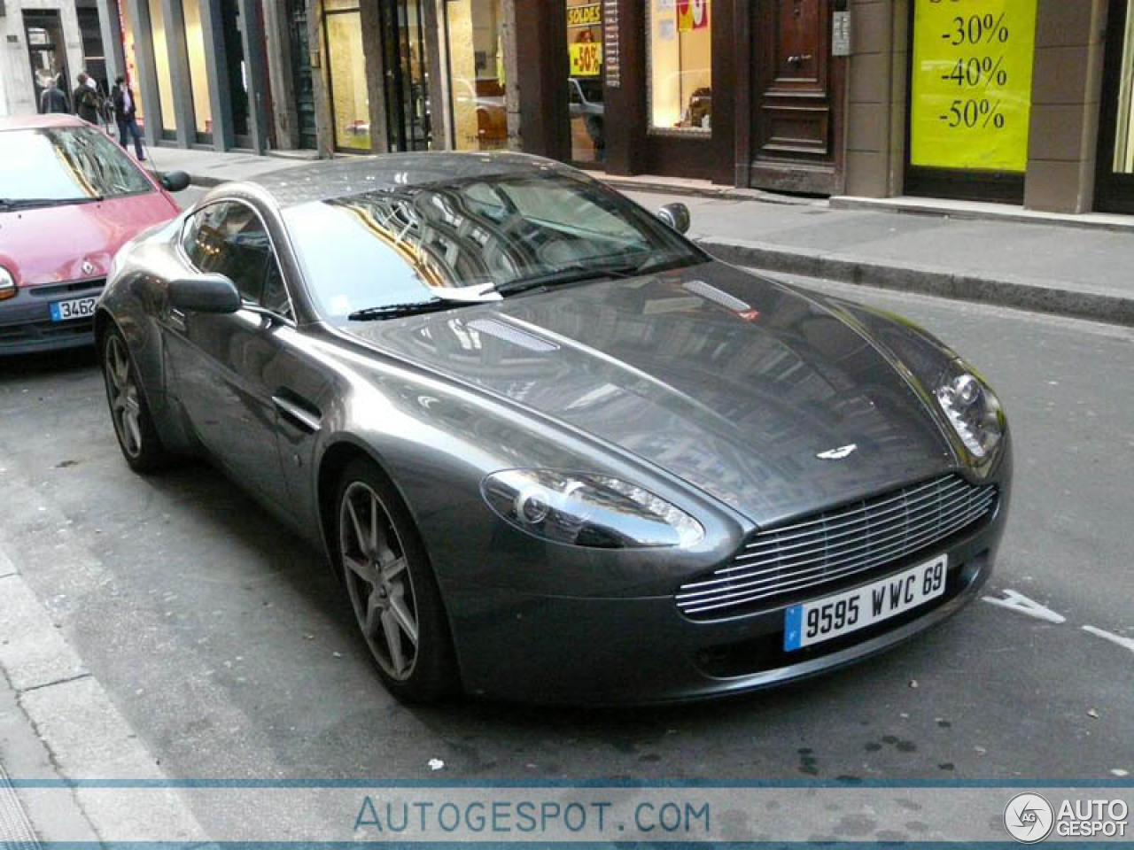 Aston Martin V8 Vantage