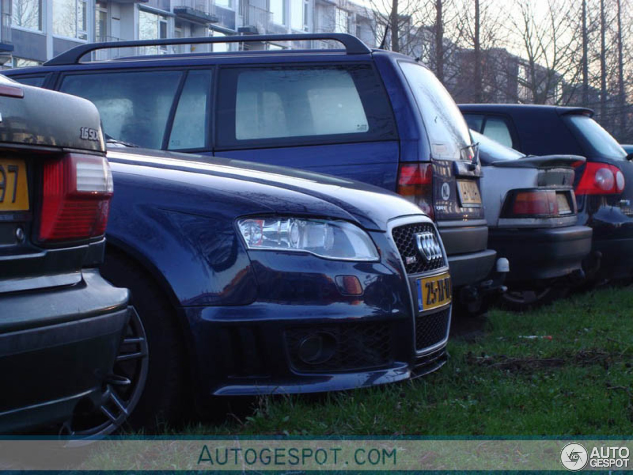 Audi RS4 Sedan